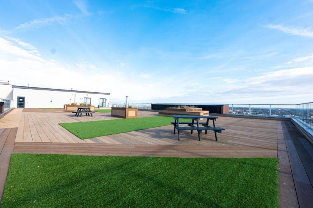 Modern Beach Apartment Southend-on-Sea Extérieur photo